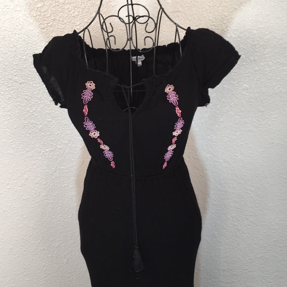 Love Fire | Peasant Tiered Dress - Picture 2 of 8